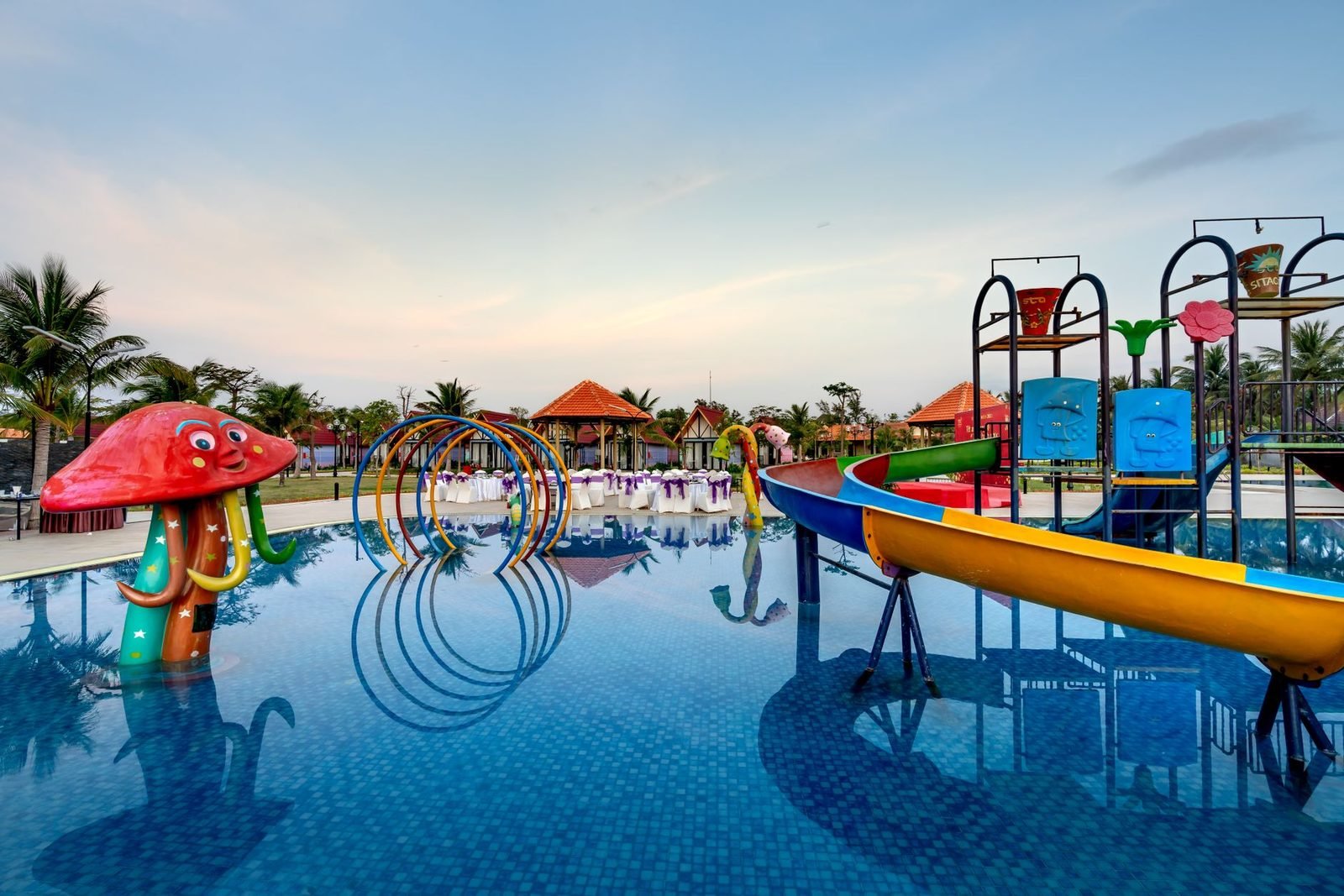 Family Resort Reviews: Kids Clubs, Room Layouts and Meal Plans
