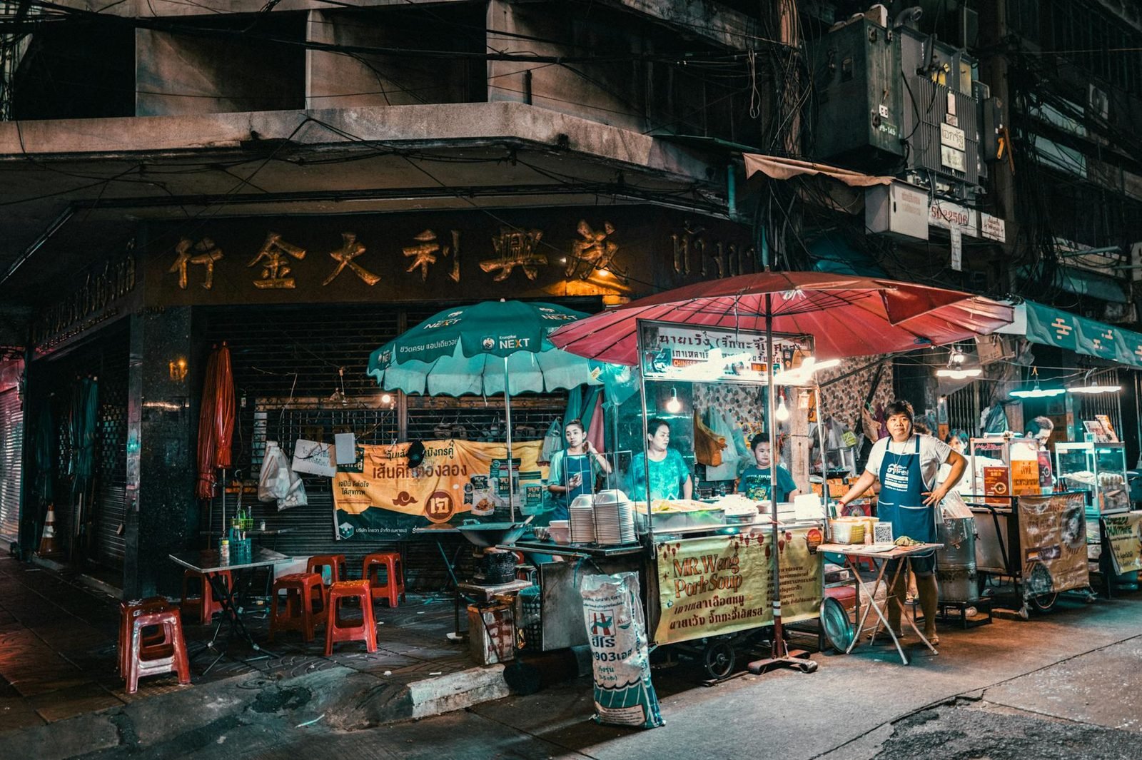 Foodie Weekend Breaks: Markets, Tastings and Restaurant Booking Timing