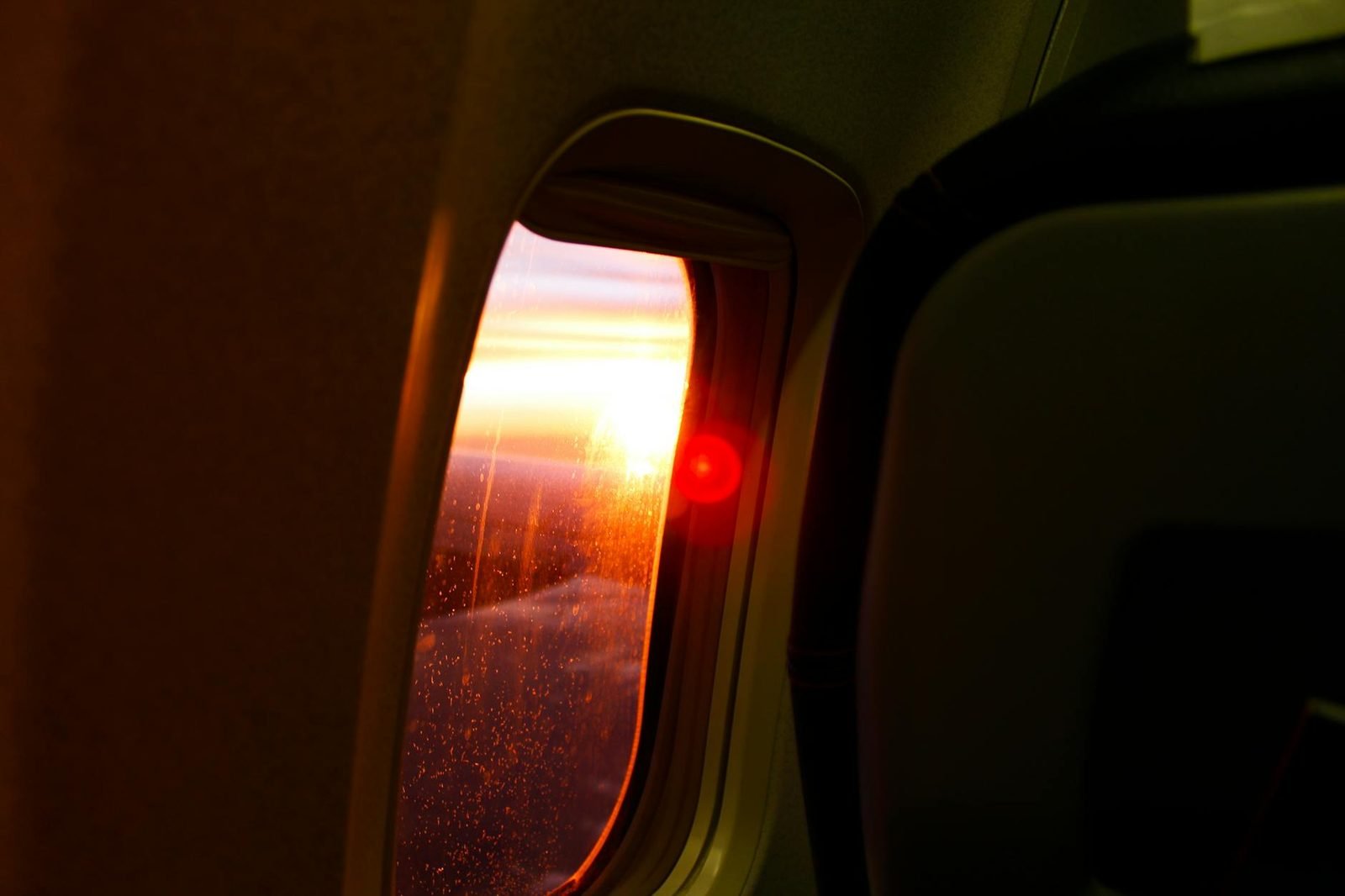 Jet Lag Planning: Flight Times, Light Exposure and Arrival-Day Choices