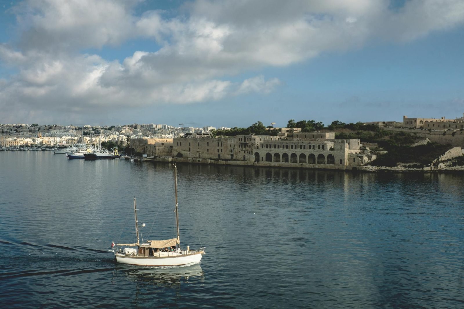 Malta Breaks: Valletta Hotels, Beach Days and Shoulder Season Value