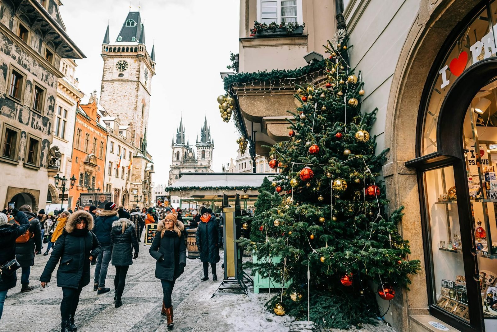Prague Winter Breaks: Christmas Markets, Spa Hotels and Flight Timing