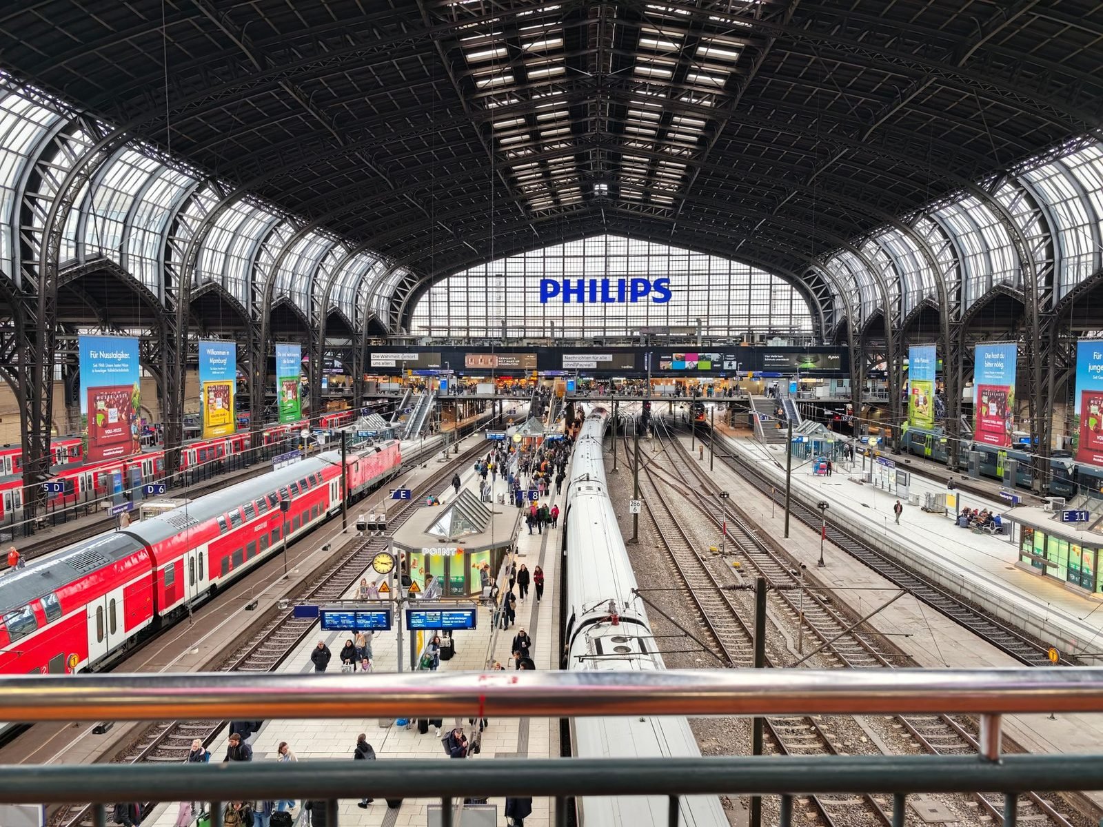 Sustainable Travel Choices: Rail, Refillables and Lower-Waste Stays