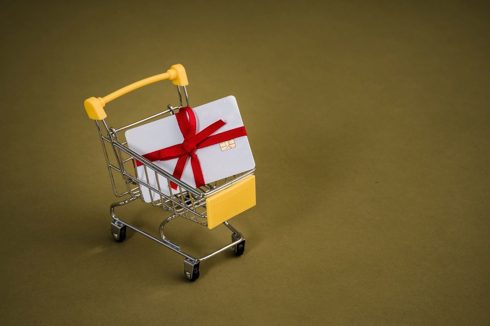 The New Deal Stack: Vouchers, Cashback, Loyalty Points and Card Offers