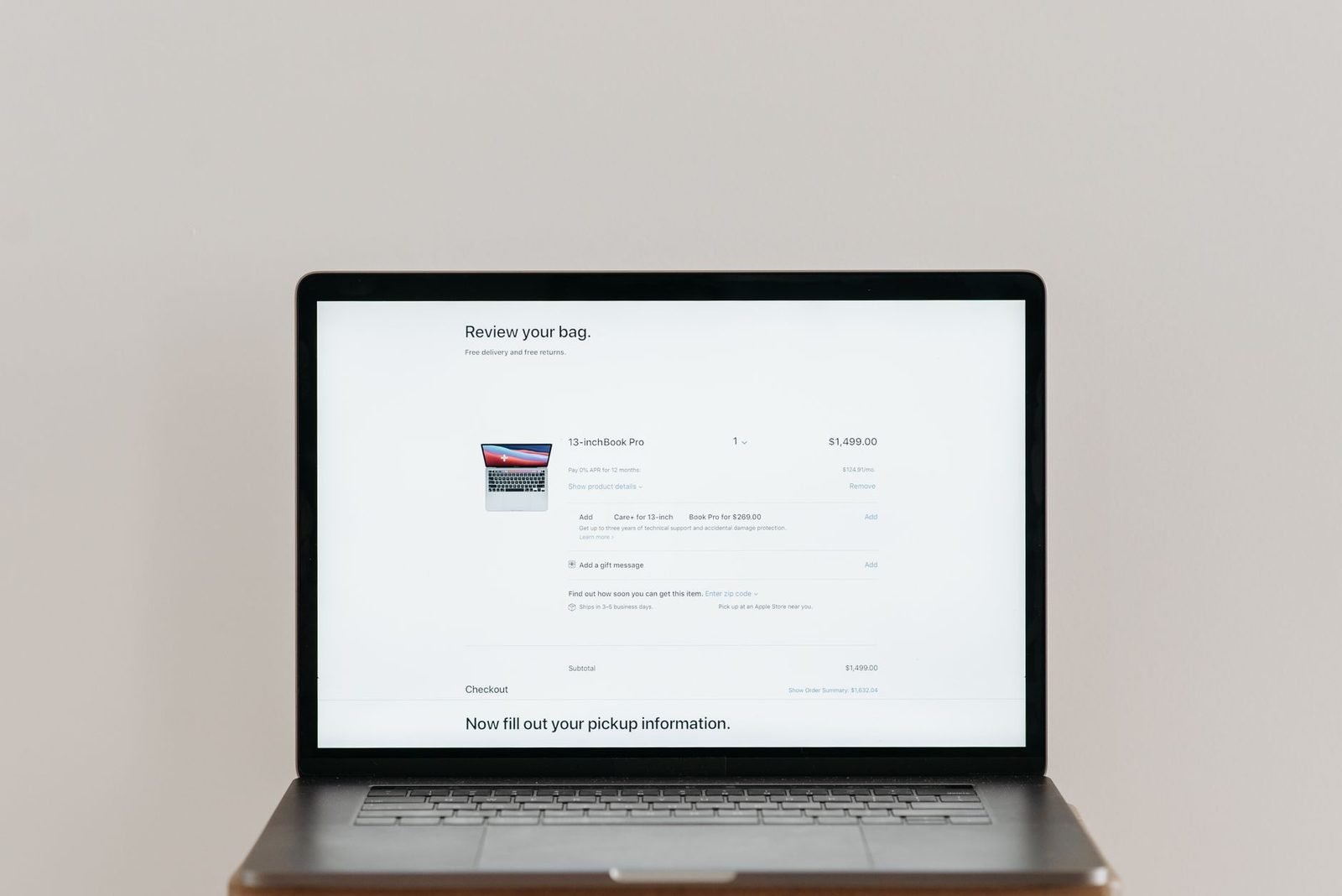 Trust Signals Online: Reviews, Seller Details and Customer Service Clues