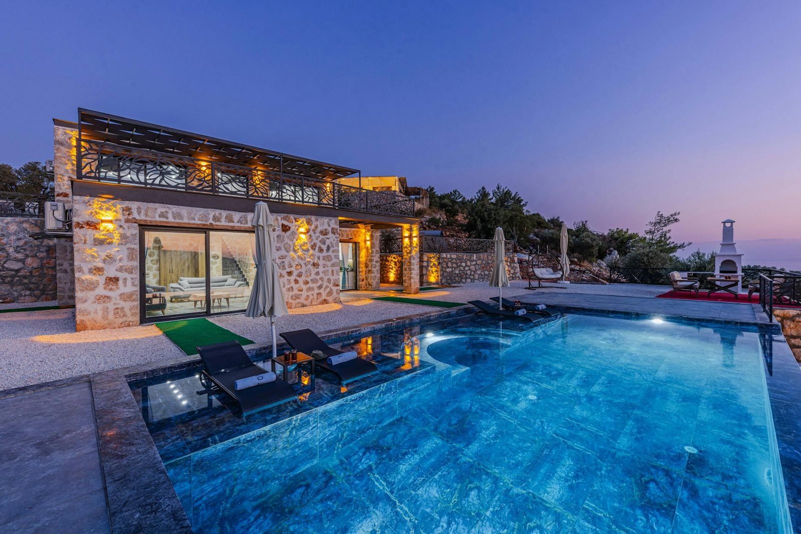 Villa Holiday Checks: Cleaning Fees, Pool Heating and Local Transport